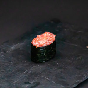 Gunkan Saumon (1 pc)